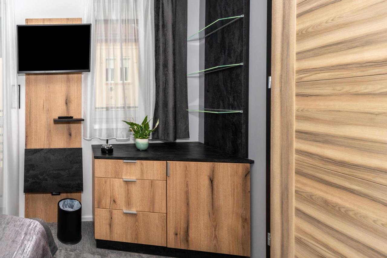 Arany Apartman ミシュコルツ エクステリア 写真