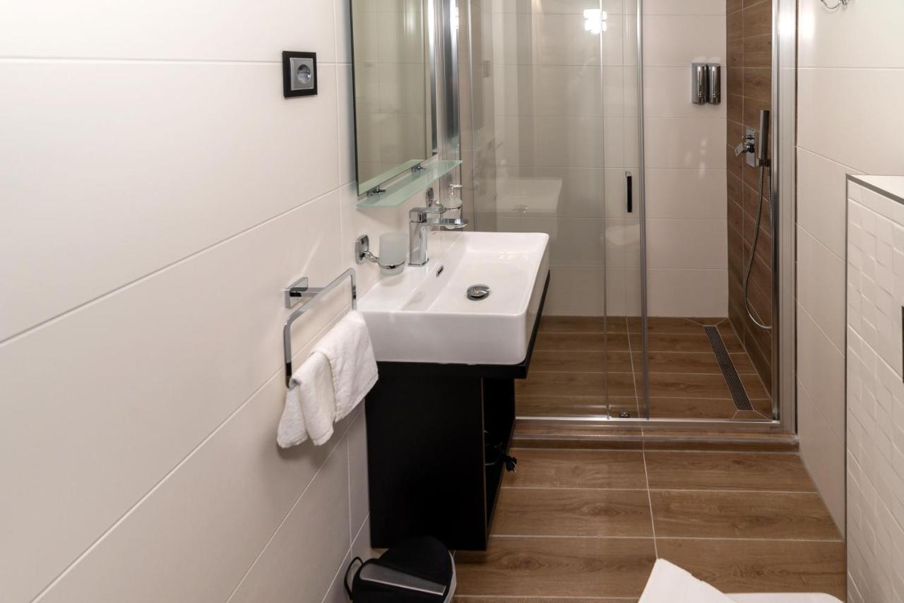 Arany Apartman ミシュコルツ エクステリア 写真